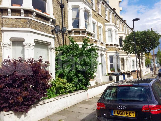 			New Instruction , 2 Bedroom, 1 bath, 1 reception Apartment			 Clitheroe Road, Clapham North